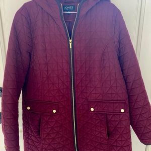 Jones New York Burgundy Quilted Coat Size 1X